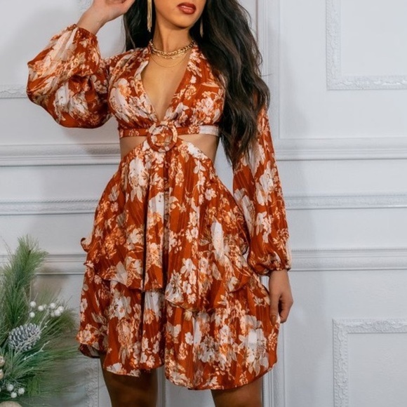 Resort Red Cut-Out Ruffle Floral Midi Romper - Picture 3 of 8